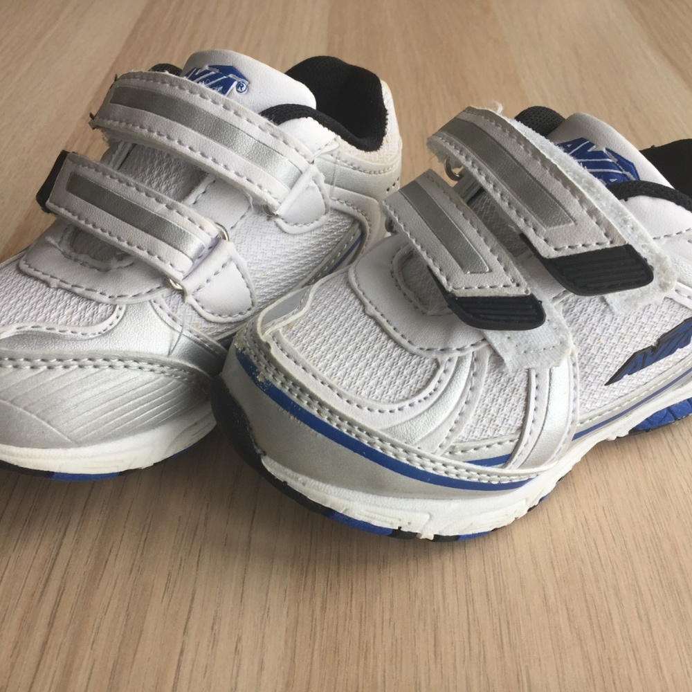 Avia Toddler Sneakers/Running Shoes Sz 7